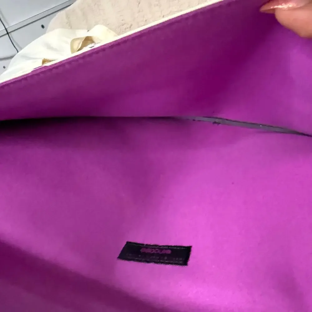 Marc by Marc Jacobs Striped Purple Lips Laptop Sleeve / Case